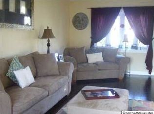 13 Bucknell Dr, Hazlet, NJ 07730