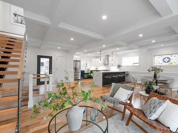 15 Spring Hill Ter, Somerville, MA 02143