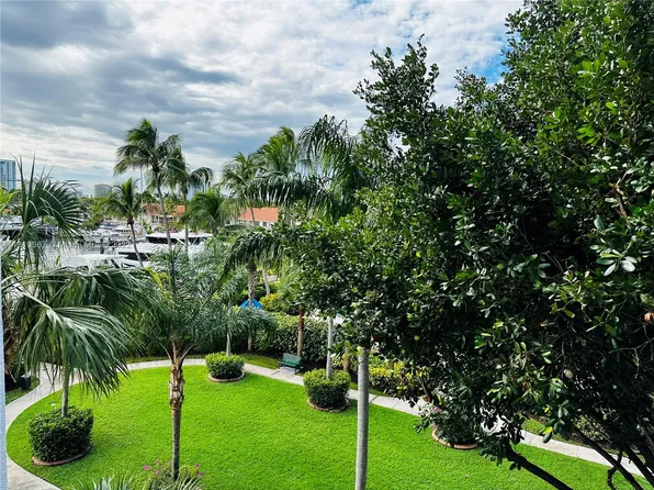 3610 Yacht Club Dr APT 310, Aventura, FL 33180