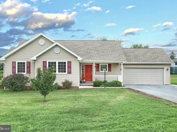 12 Buford Dr, East Berlin, PA 17316