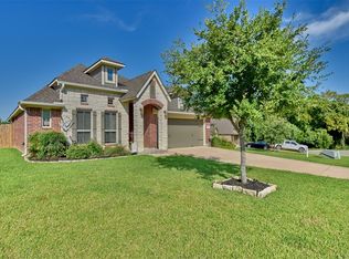 2202 Parker Ct, Brenham, TX 77833