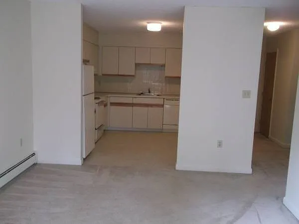77.5 Beaconwood Rd #11 — Photo 11