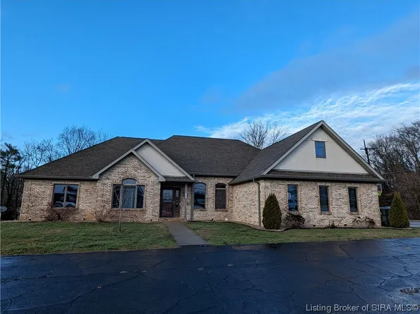 1301 W Commerce Street, Brownstown, IN 47220