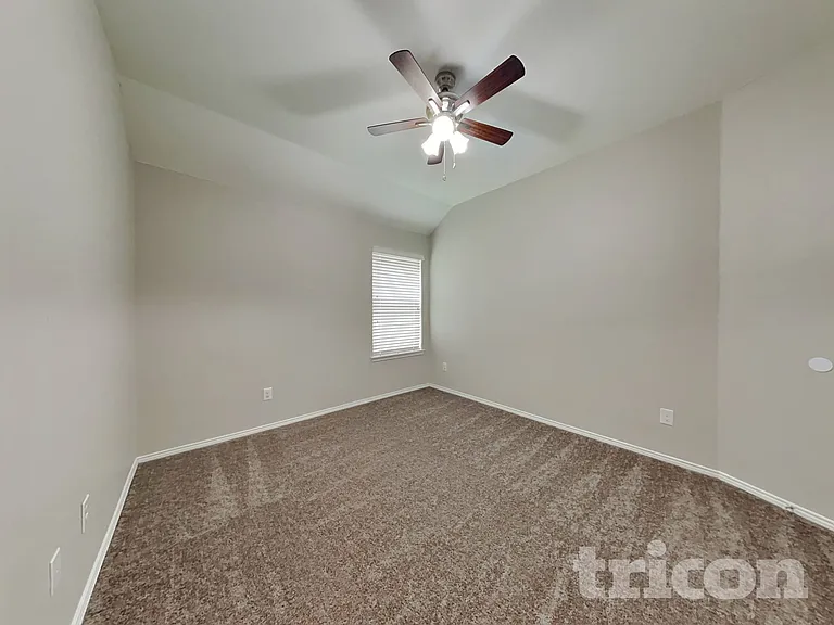 2536 Old Buck Dr — Photo 13