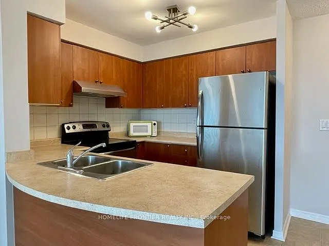 5500 Yonge St #2406 — Photo 3