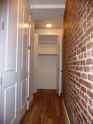 Rented by Aysaac Allen LLC | media 51