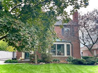 13117 Veronica St, Southgate, MI 48195