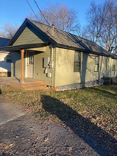 1410 Jones St Photo 1