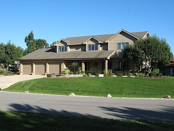 3rd image of 12701 Oak Valley Trl