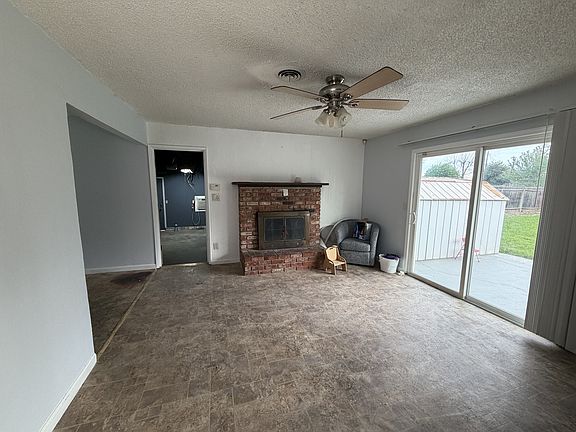 5th image of 2098 Lincoln Rd