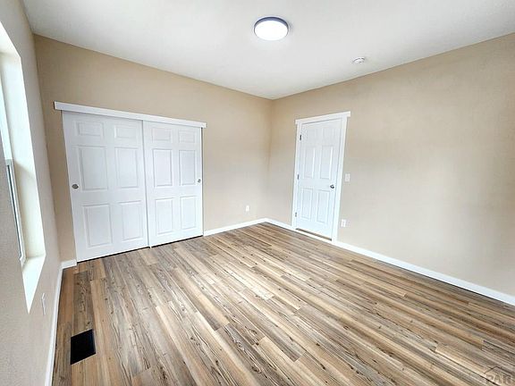5th image of 1701 E 8th St