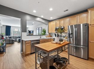 11343 Stratton Ave APT 202, Eden Prairie, MN 55344