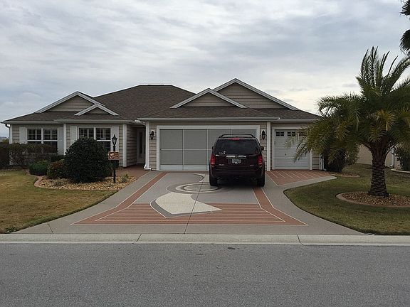 3rd image of 2669 Daffodil Ct