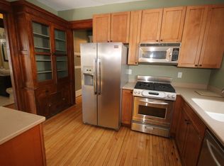 1012 Laurel Ave #LWR, Saint Paul, MN 55104