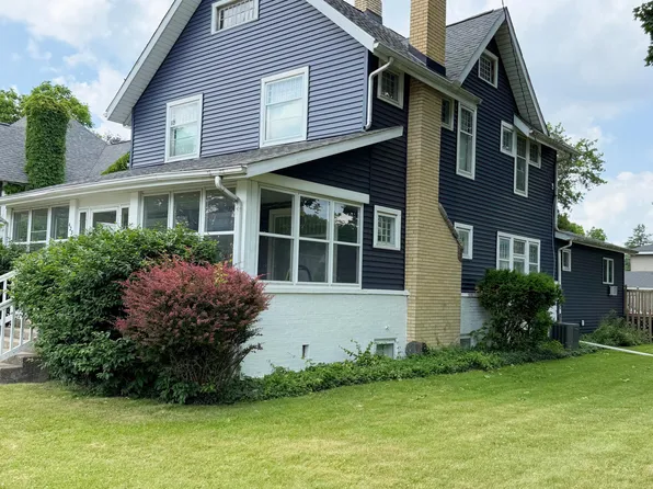 423 E Prairie St, Vicksburg, MI 49097