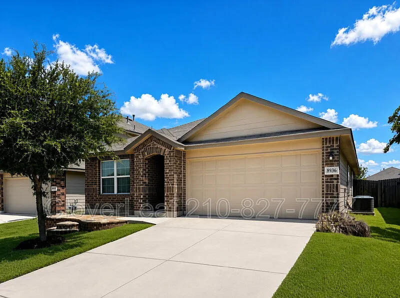 4 bed, 2.0 bath, 1904 sqft, $1,950 — Photo 2