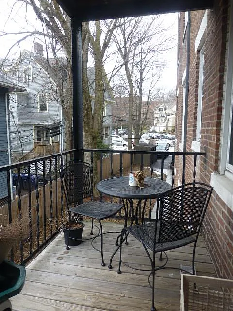 48 Strathmore Rd #26