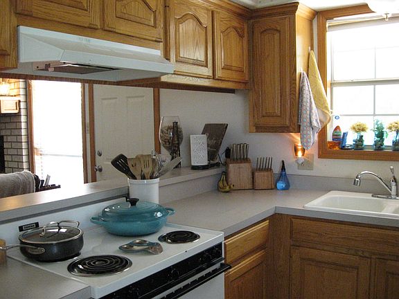4th image of 3213 Cheyenne Dr