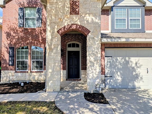 2nd image of 1609 Kittyhawk Dr