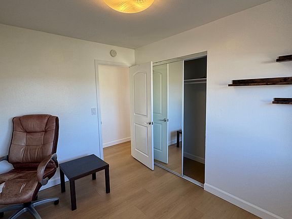 3rd image of 2667 Autumnvale Dr
