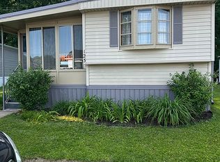 39500 Warren Rd TRAILER 123, Canton, MI 48187