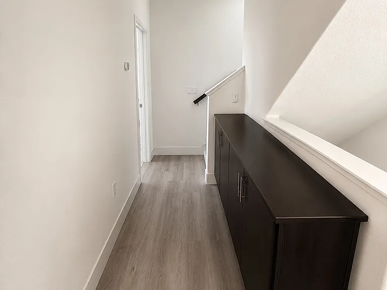 8523 Jetty Way — Photo 11