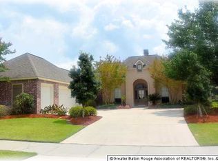 37297 Lakeshore Ave, Prairieville, LA 70769