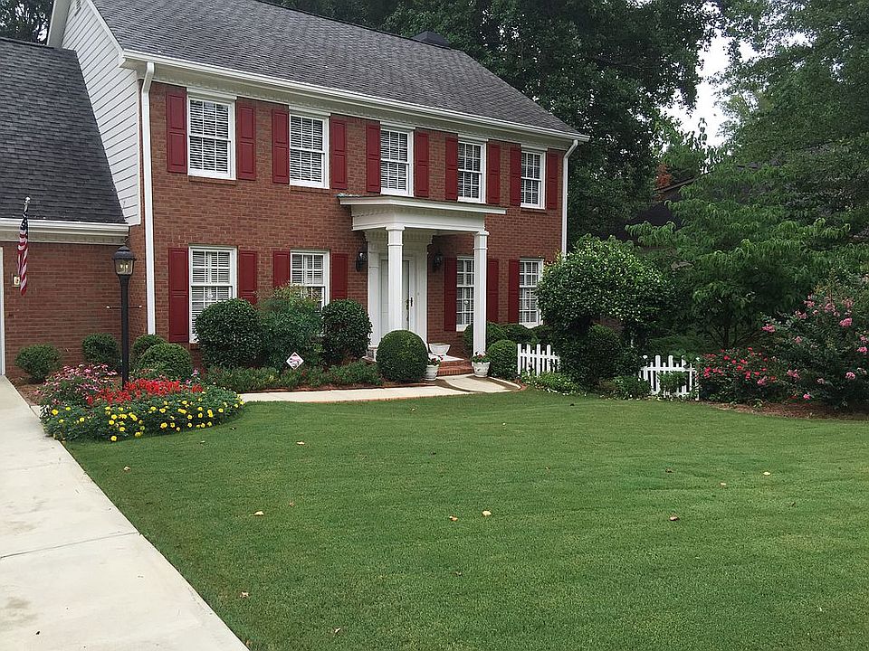 1st image of 3325 Brownwood Dr