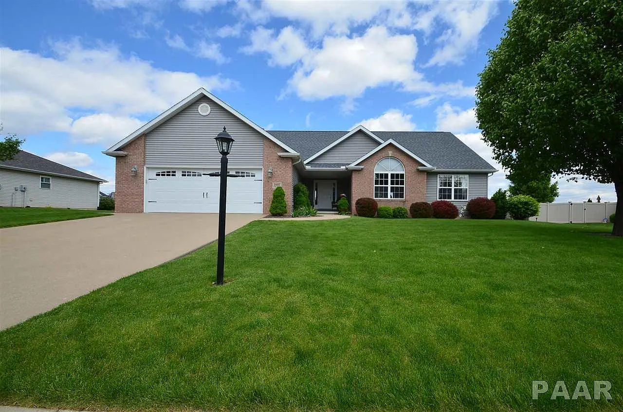1605 Oak Rdg photo 1