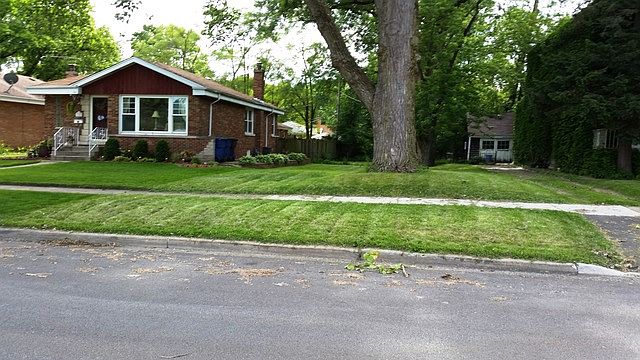2nd image of 308 Dewey Ave #10