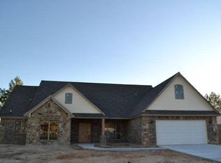 180 Westfield Loop, Lufkin, TX 75904