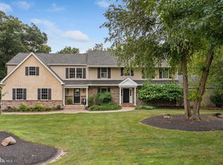 13 Andrews Rd, Malvern, PA 19355