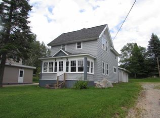 1474 Center St, Munising, MI 49862