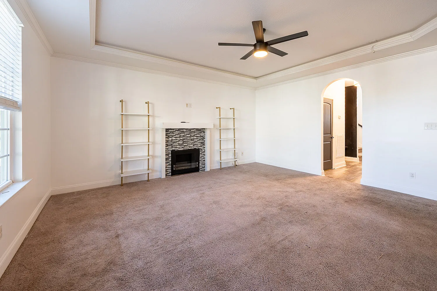806 Richards Court - 1 — Photo 4
