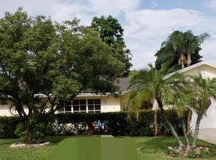 1116 Basswood Pl, Wellington, FL 33414