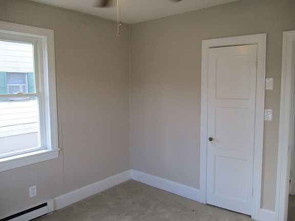 5th image of 329 W Coyner Ave