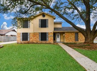 16387 Havenpark Dr, Houston, TX 77059
