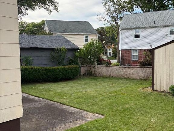 5th image of 12 Ferncliff Rd
