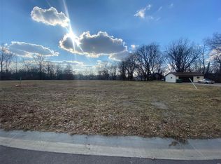 104 S Lawn Ave, O'Fallon, IL