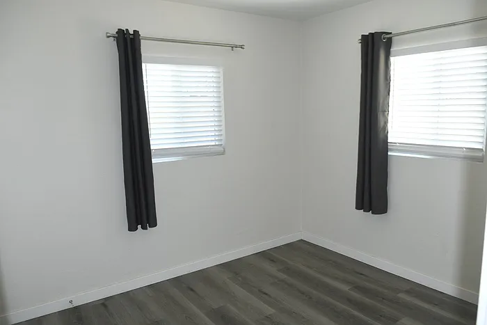 1339 E Glenrosa Ave — Photo 12
