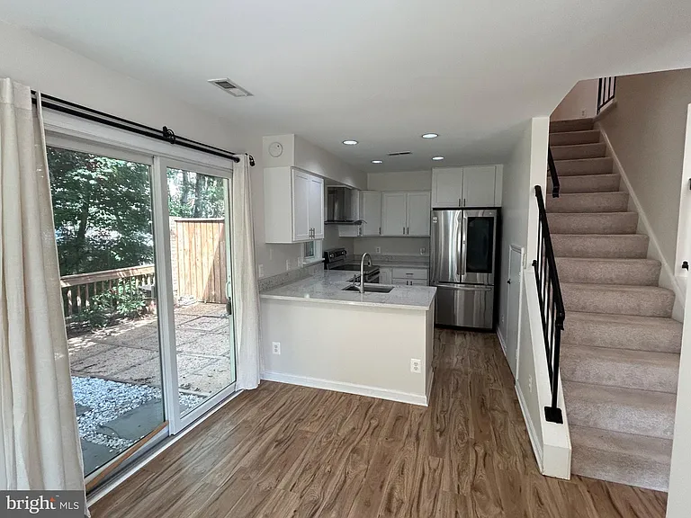 6001 Rabbit Hill Ct — Photo 6