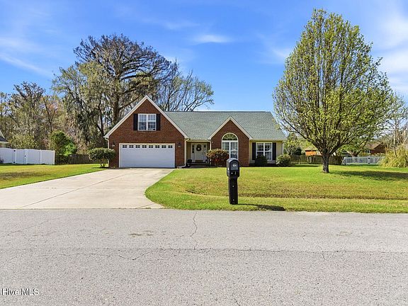 2nd image of 104 Shady Side Lane