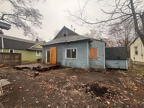 3rd image of 3208 Bowdoin St