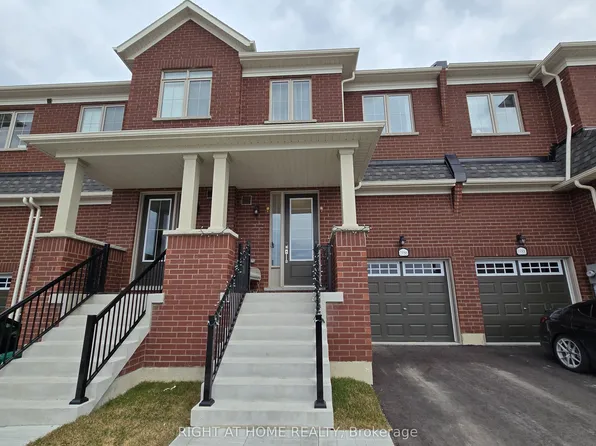 1986 Lowry Dr, Oshawa, ON L1L 0S3