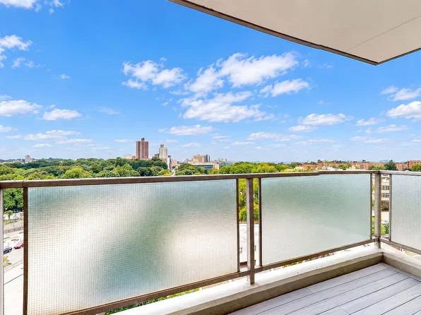 8515 Main St APT 10G, Jamaica, NY 11435