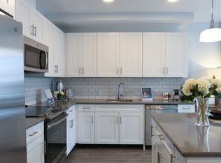 City Line West, Jersey City, NJ 07305