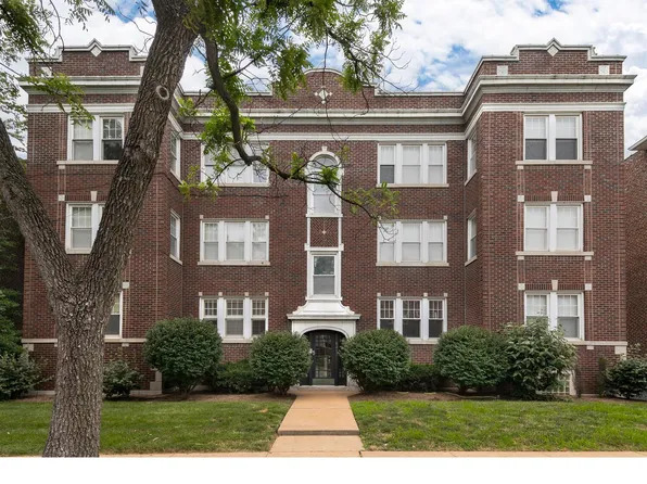 6253 Southwood Ave APT 1W, Saint Louis, MO 63105