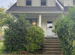 36 S Sycamore Ave, Aldan, PA 19018