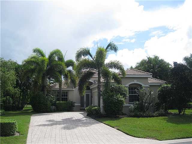 1st image of 4100 Manchester Lake Dr