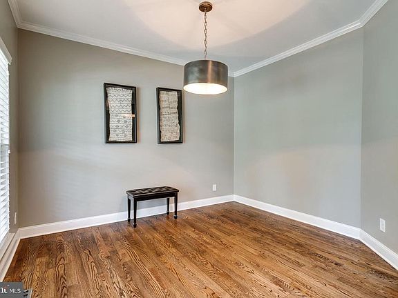 4th image of 17519 Wayside Dr